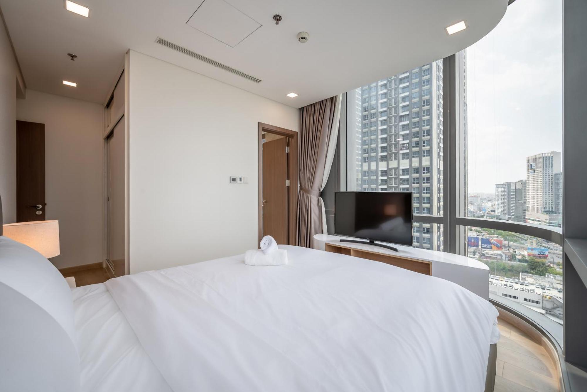 Amazing Landmark 81 Urban Apartment