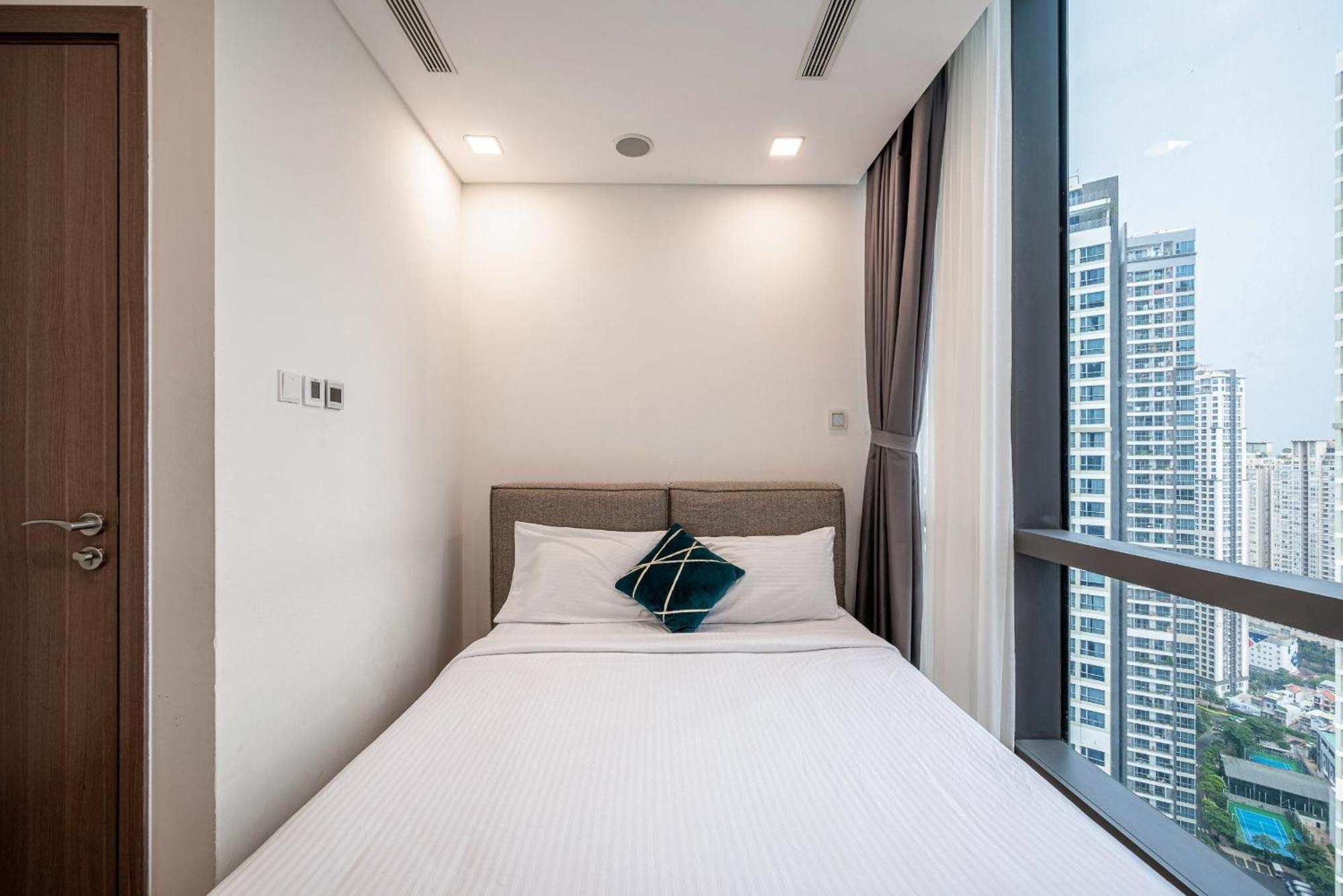 Amazing Landmark 81 Urban *