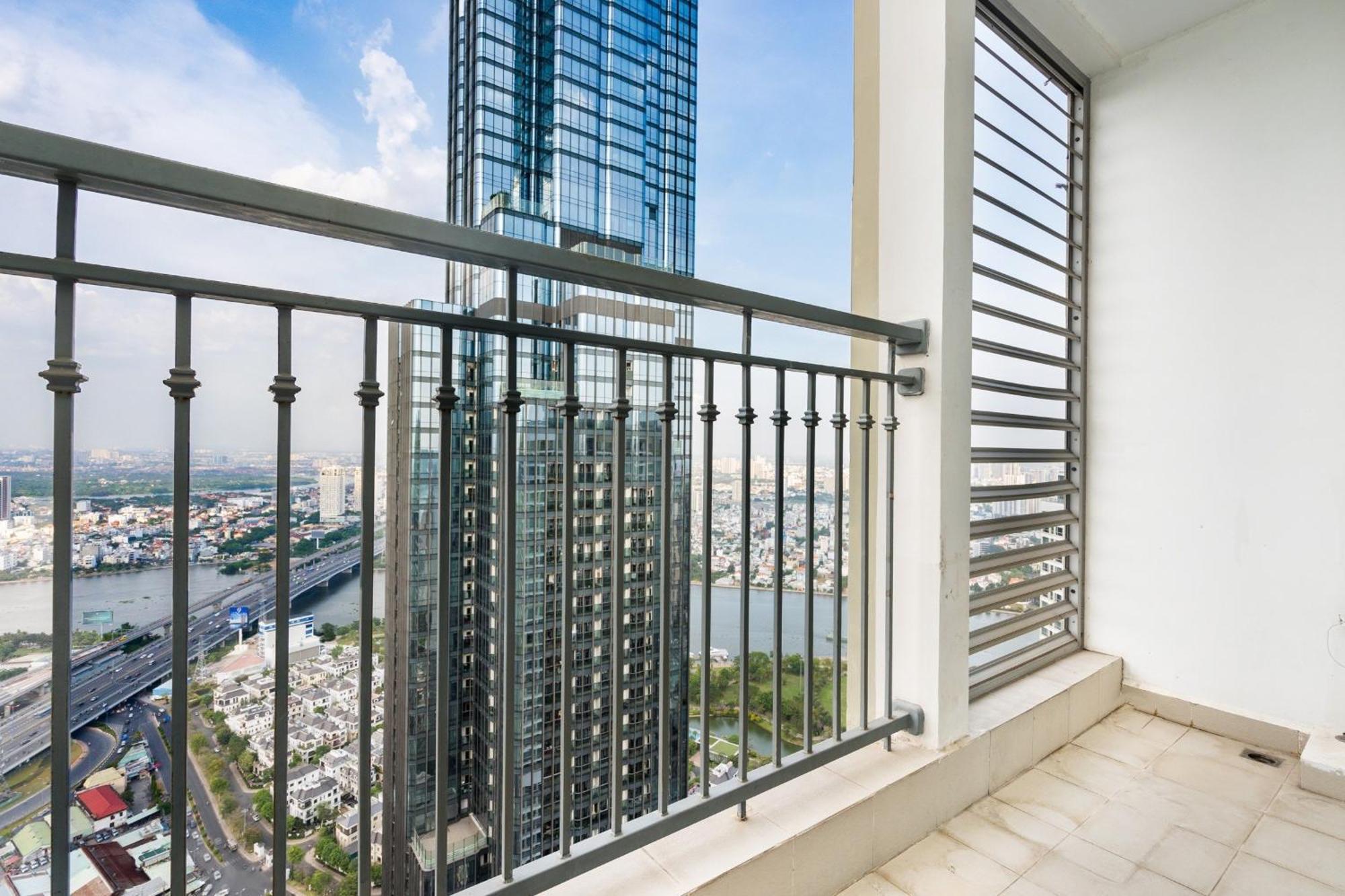 Amazing Landmark 81 Urban